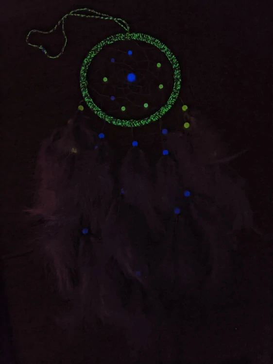 Lapač snů -NEON- Ø 16 cm - lila (svítící korálky)